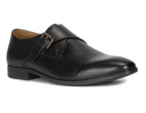 5 Essential Shoes Every Man Should Own - Just A Library